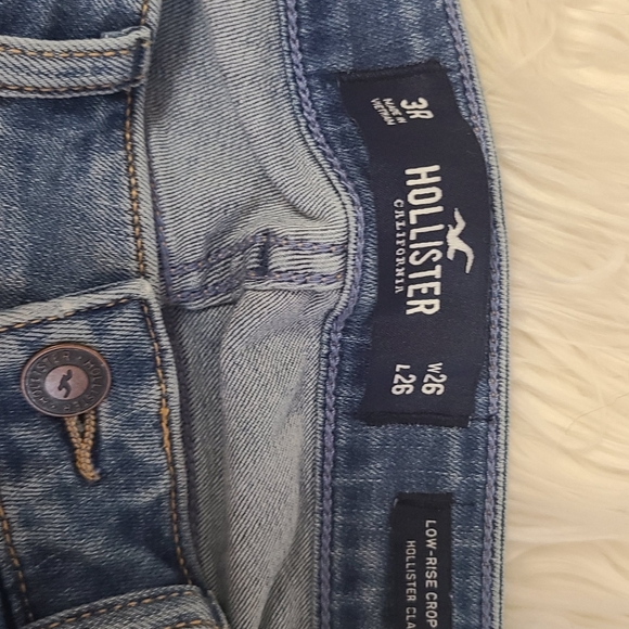 Hollister Jeans - Picture 3 of 4